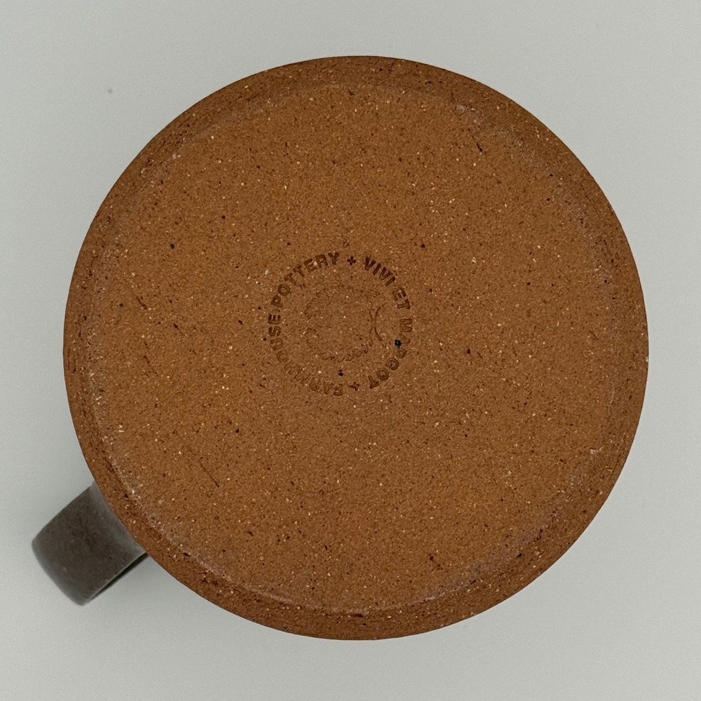 Farmhouse Pottery x Vivi et Margot Laurel Wreath Stoneware Mug Brown Handcrafted - Picture 5 of 9